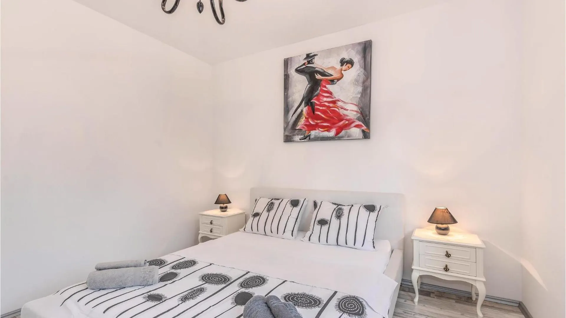 Beach Front Home In Klimno With Wifi Сasa de vacaciones