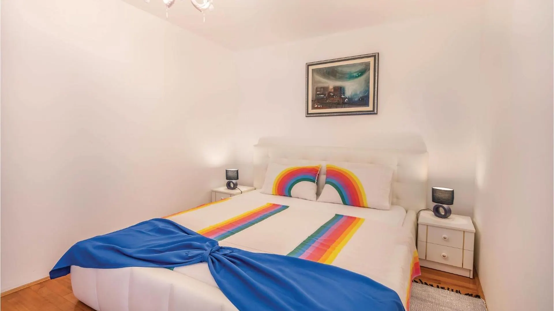 Beach Front Home In Klimno With Wifi 0*,  Croacia